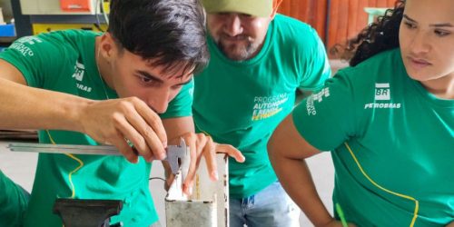Petrobras quer atrair trabalhadores de aplicativo para terceirizadas Imagem referente a Petrobras quer atrair trabalhadores de aplicativo para terceirizadas