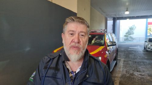 Médico do Siate detalha estado de saúde de motociclista ferido em forte acidente na Região Norte Imagem referente a Médico do Siate detalha estado de saúde de motociclista ferido em forte acidente na Região Norte