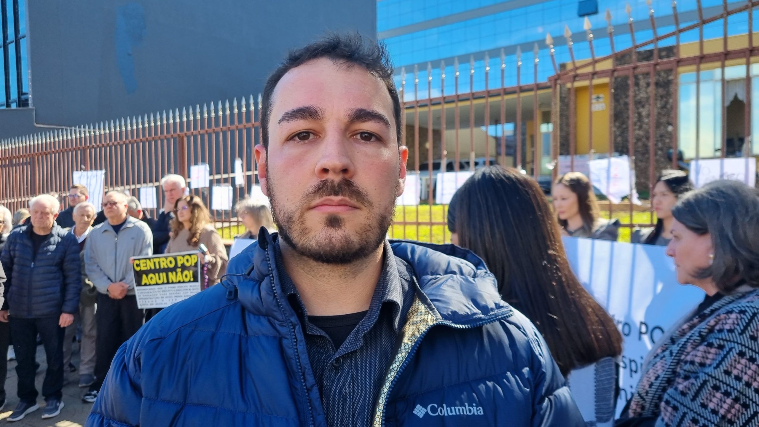 Centro Pop: "É problemático, não é fácil de aceitá-los no centro da cidade", diz manifestante Centro Pop: "É problemático, não é fácil de aceitá-los no centro da cidade", diz manifestante