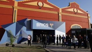 Brics terá declarações de IA, doenças socialmente determinadas e clima