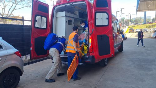 Homem sofre lesão física em supermercado e é socorrido pelo Siate Imagem referente a Homem sofre lesão física em supermercado e é socorrido pelo Siate