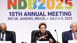 Ninguém quer assumir lugar dos Estados Unidos, diz Dilma Rousseff