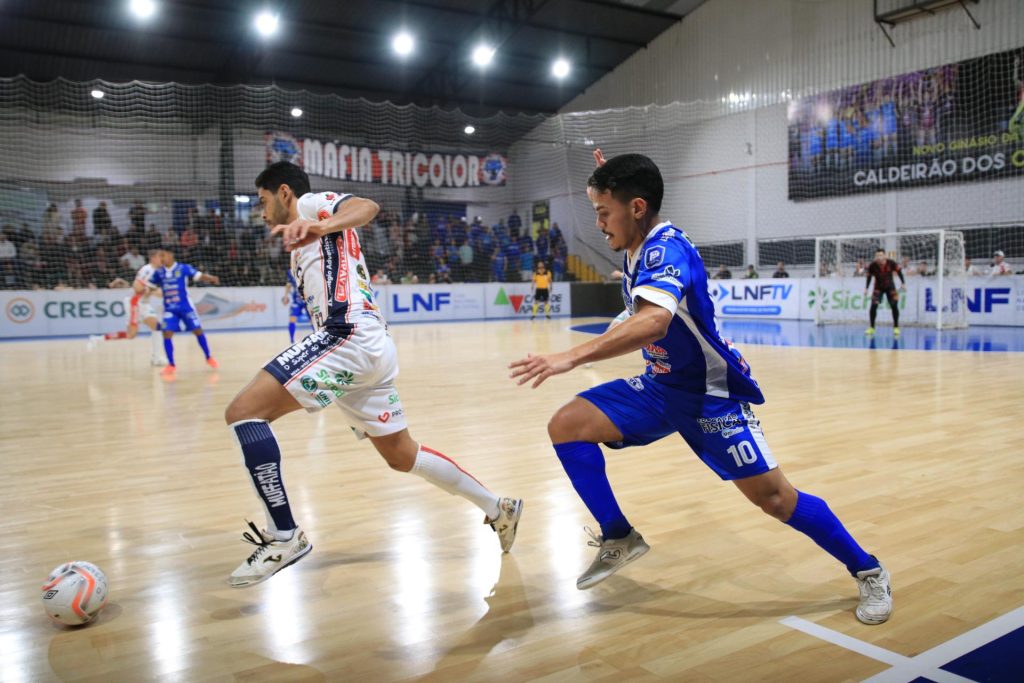 Cascavel goleia o Dracena na LNF e volta a vencer em casa
