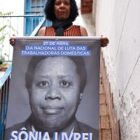 Imagem referente a 'Sociedade lucra sonegando direitos às domésticas', critica sindicato