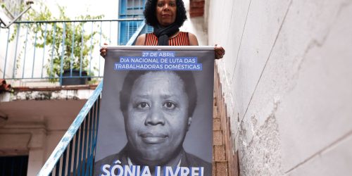‘Sociedade lucra sonegando direitos às domésticas’, critica sindicato Imagem referente a ‘Sociedade lucra sonegando direitos às domésticas’, critica sindicato