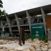 Imagem referente a Líderes chegam para a reunião de Cúpula do Brics no MAM
