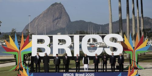 Brics pede solução de dois Estados na Palestina; Irã quer Estado único Imagem referente a Brics pede solução de dois Estados na Palestina; Irã quer Estado único