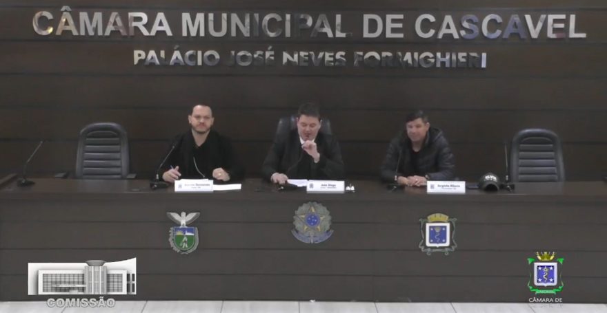 CCJ de Cascavel barra pressa e adia projetos polêmicos sobre esporte e saúde