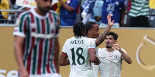 Imagem referente a João Pedro marca dois e tira Fluminense da Copa do Mundo de Clubes