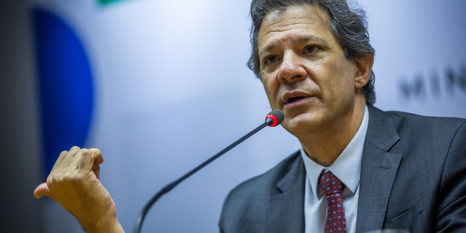 Haddad: bets ganham fortuna, mas mandam dinheiro para fora do país Haddad: bets ganham fortuna, mas mandam dinheiro para fora do país