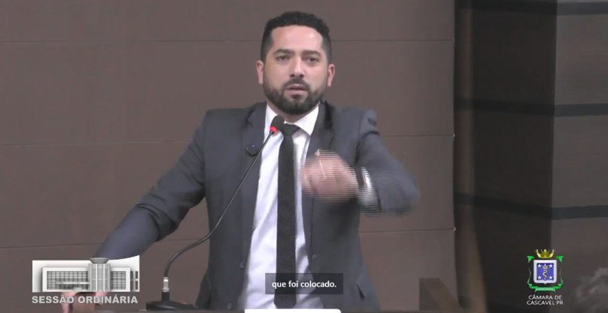 Vereadores reagem a notícia sobre suposto gasto de R$ 10 milhões e prometem ir à Justiça