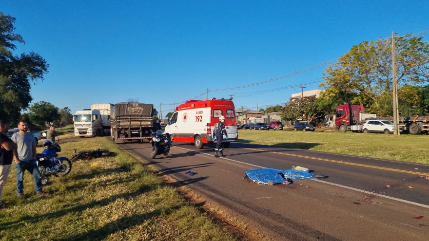 Motociclista morre em acidente com caminhão paraguaio na BR-277, em Santa Tereza do Oeste