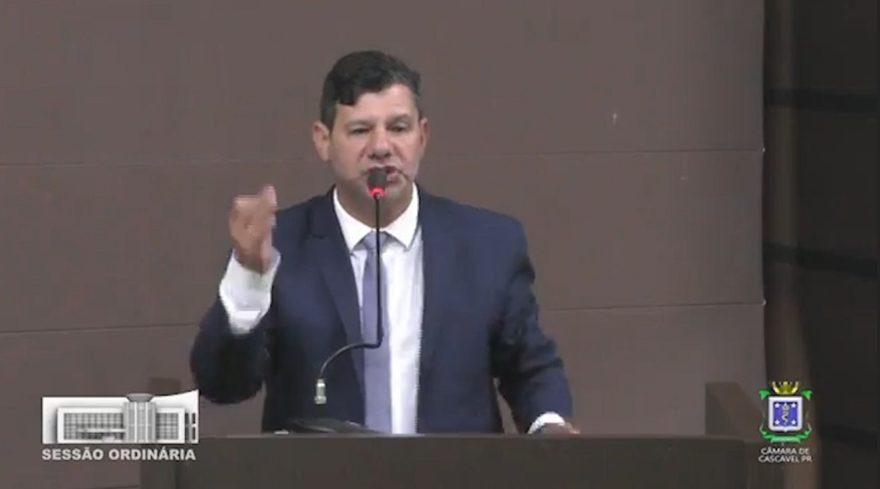 Vereador se revolta e exige: Centro Pop fora do Centro!