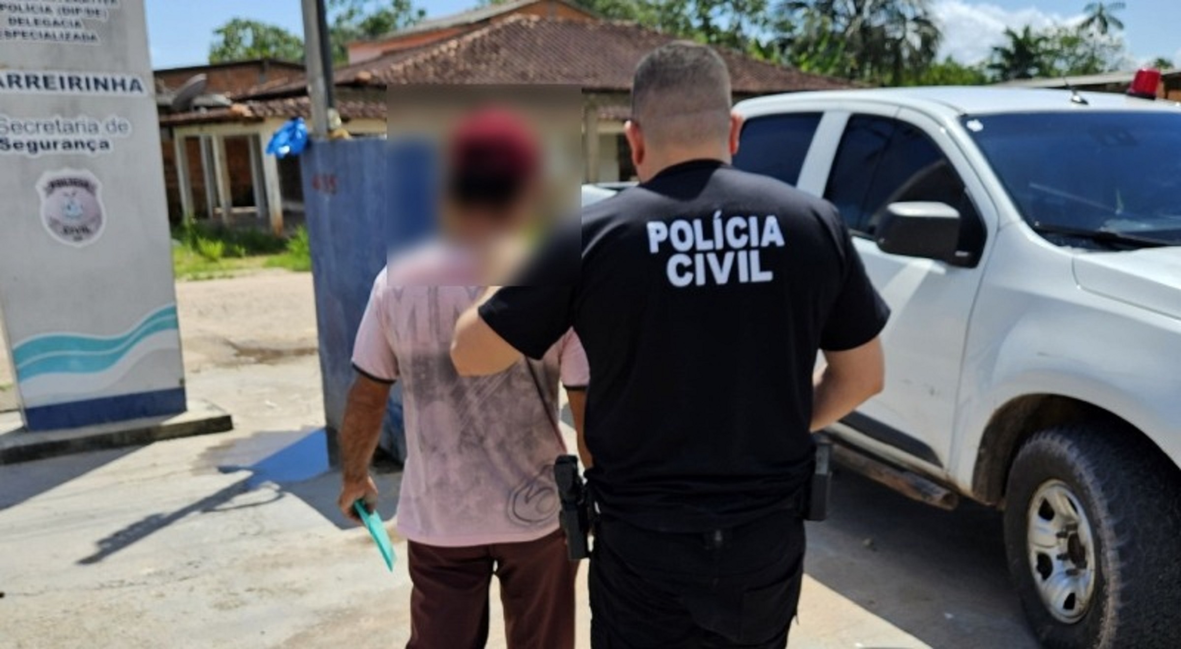 Pai é preso após engravidar filha de 14 anos durante anos de abuso