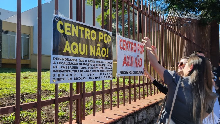 População vai às ruas novamente e pressiona para que Centro Pop mude de endereço