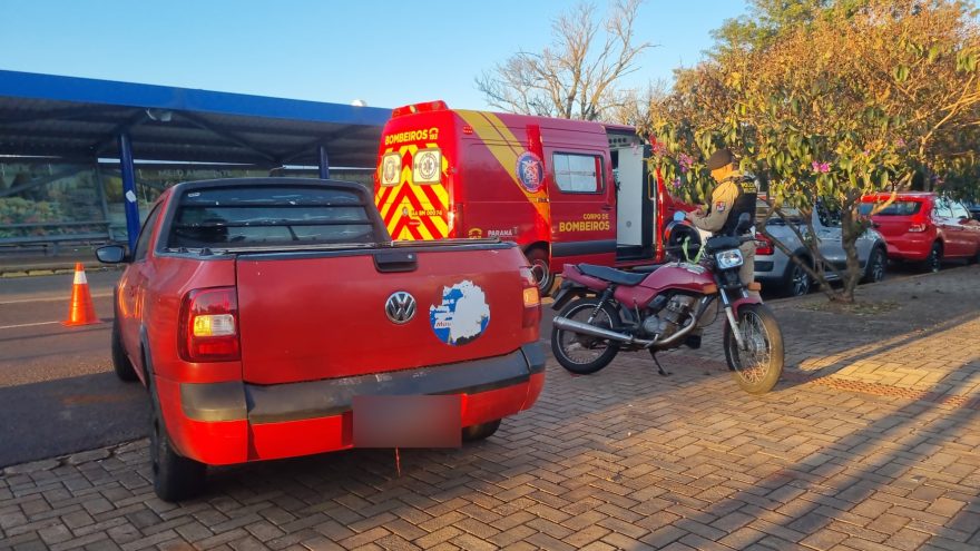 Jovem motociclista quebra dedo em acidente com Saveiro no São Cristóvão 