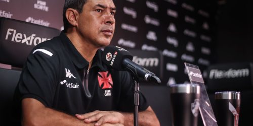 Vitória anuncia contratação do técnico Fabio Carille Imagem referente a Vitória anuncia contratação do técnico Fabio Carille