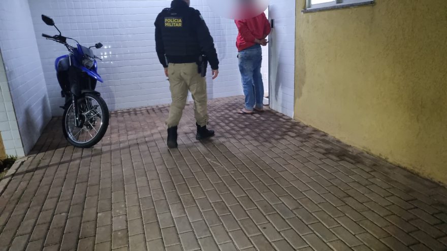 Homem é preso pela PM em Santa Tereza do Oeste após descumprir medida protetiva