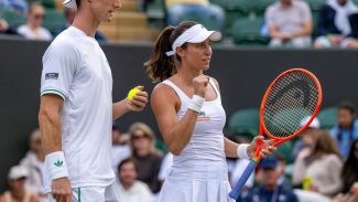 Luisa Stefani é vice-campeã de duplas mistas no Torneio de Wimbledon
