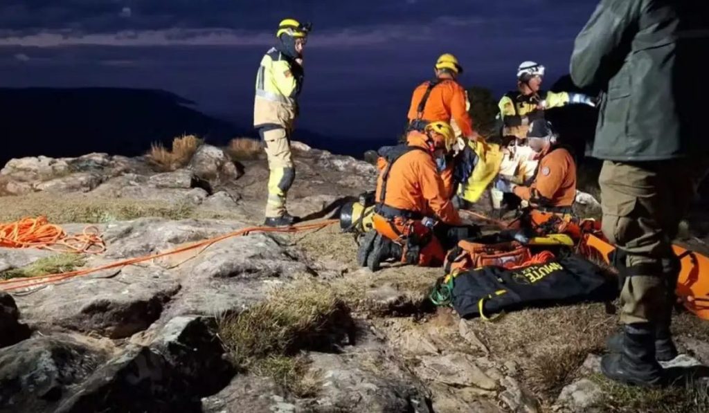 Governo do Paraná envia oficial dos Bombeiros para auxiliar no resgate de criança que caiu em cânion no RS
