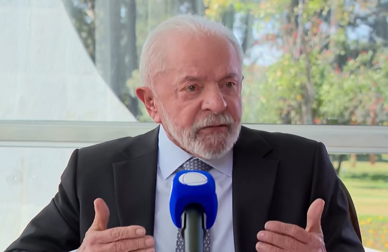 'Se cobrar 50% da gente, nós cobramos 50% dele', diz Lula 'Se cobrar 50% da gente, nós cobramos 50% dele', diz Lula