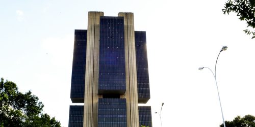 BC só publicará nova carta em abril, caso IPCA continue acima do teto BC só publicará nova carta em abril, caso IPCA continue acima do teto