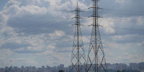 Nova MP tenta evitar alta na conta de luz após derrubada de vetos Imagem referente a Nova MP tenta evitar alta na conta de luz após derrubada de vetos