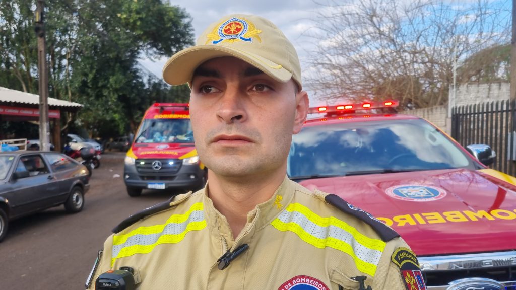“Homem foi ferido com facada no tórax e precisa de cuidados” diz tenente do Corpo de Bombeiros