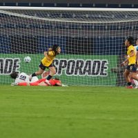 Equador arranca empate com Uruguai na abertura da Copa América Imagem referente a Equador arranca empate com Uruguai na abertura da Copa América