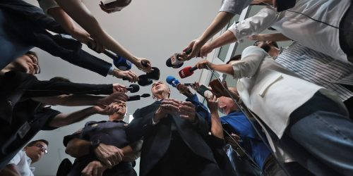 Especialistas mostram pejotização como fraude que precariza jornalismo Imagem referente a Especialistas mostram pejotização como fraude que precariza jornalismo