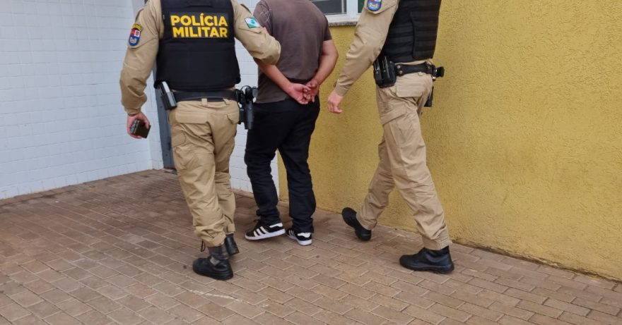 Suspeito de ameaçar a própria filha com facão e agredi-la é detido pela PM no Interlagos