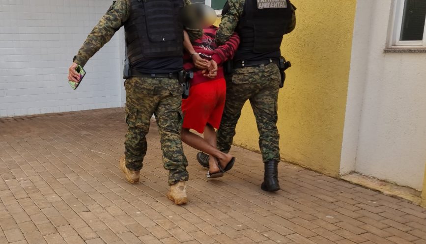 “Machão” agride a mulher e acaba preso pela GM no Bairro XIV de Novembro