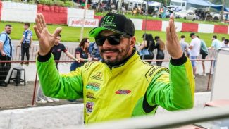 Morte de piloto gera comoção nas redes sociais: 