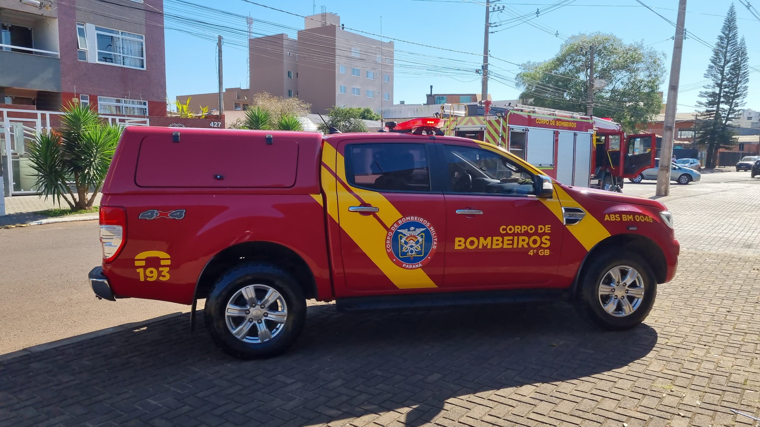 Três viaturas e seis militares do Corpo de Bombeiros de Cascavel foram enviados para apoiar ações em Rio Bonito do Iguaçu Três viaturas e seis militares do Corpo de Bombeiros de Cascavel foram enviados para apoiar ações em Rio Bonito do Iguaçu