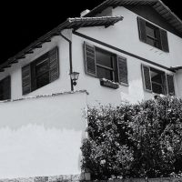 Imagem referente a Órgãos públicos debatem criação de memorial na Casa da Morte