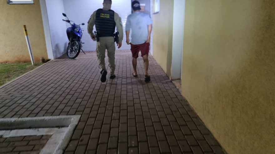 Polícia detém suspeito de violência doméstica após briga em Lindoeste