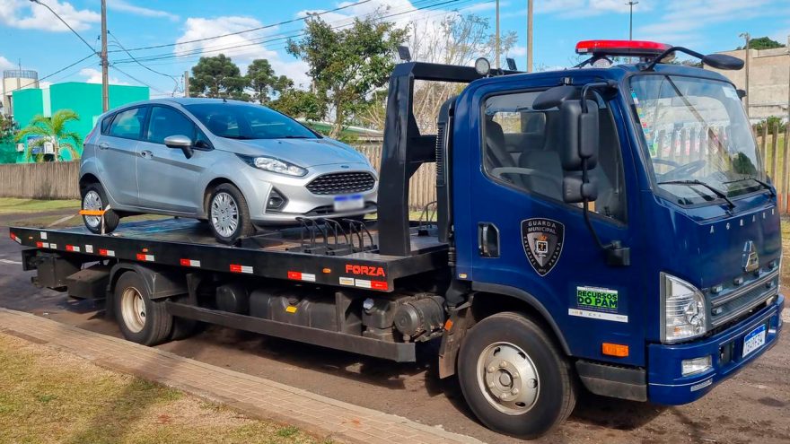 Fiesta roubado em Curitiba é recuperado pela Guarda Municipal no Centro de Cascavel