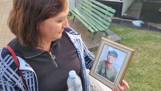 Sem velório, corpo de Alison Padilha é sepultado em Cascavel