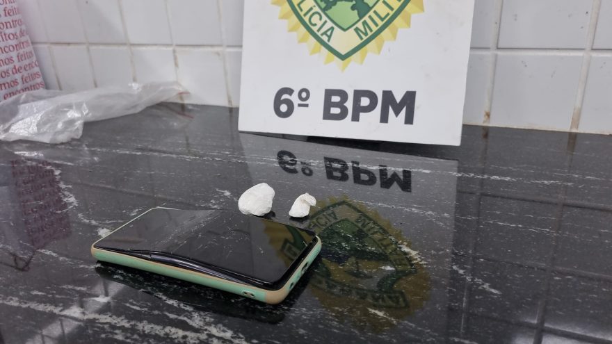 Rapaz é abordado com porções de cocaína em Boa Vista da Aparecida
