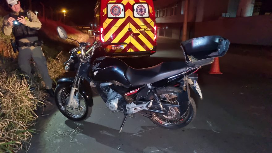 Motociclista fica ferido após acidente no Bairro Parque São Paulo
