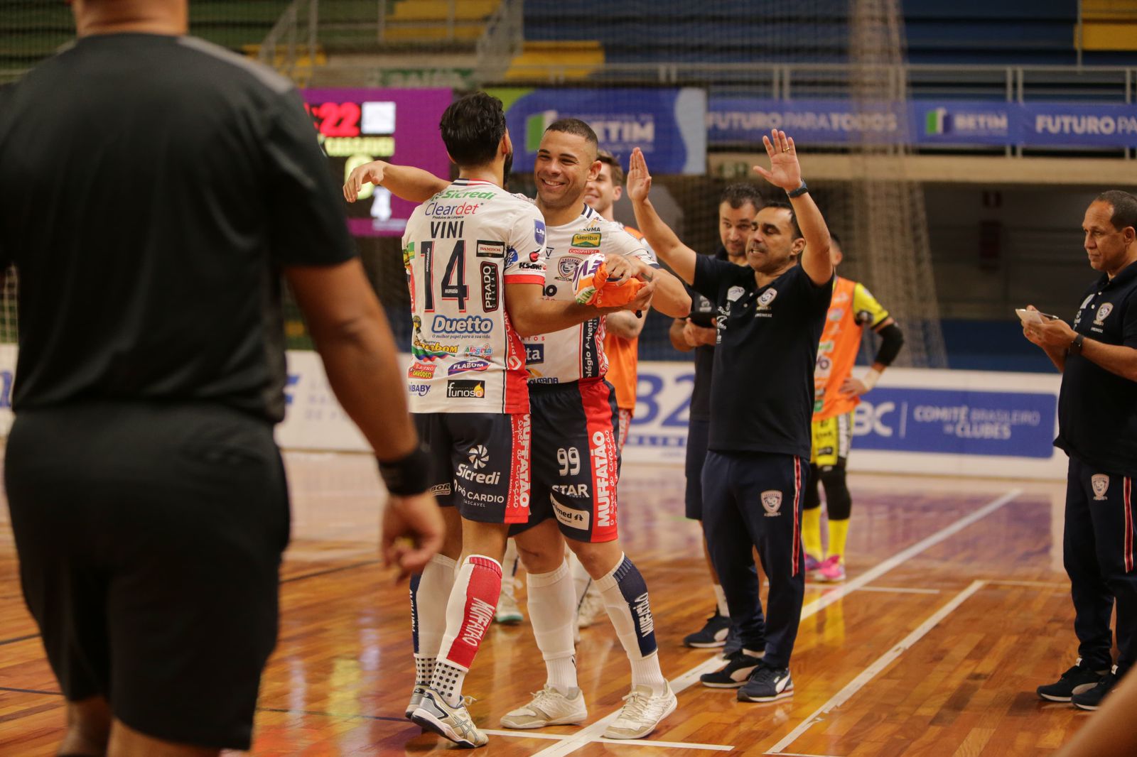 Cascavel Futsal se destaca na LNF com melhor defesa da competição e campanha sólida
