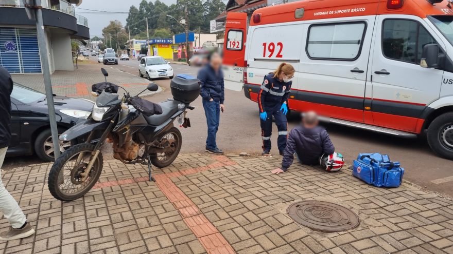 Samu socorre vítima de acidente no Bairro Claudete 