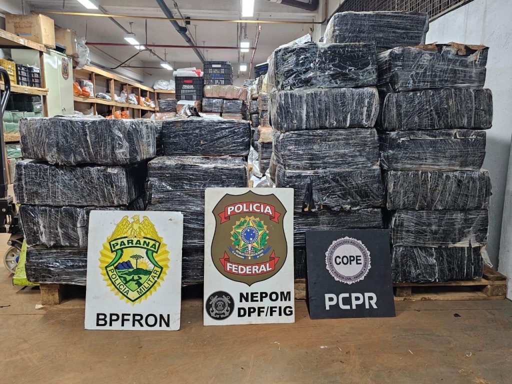 Embarcação contendo mais de 1 tonelada de maconha é apreendida em Santa Helena