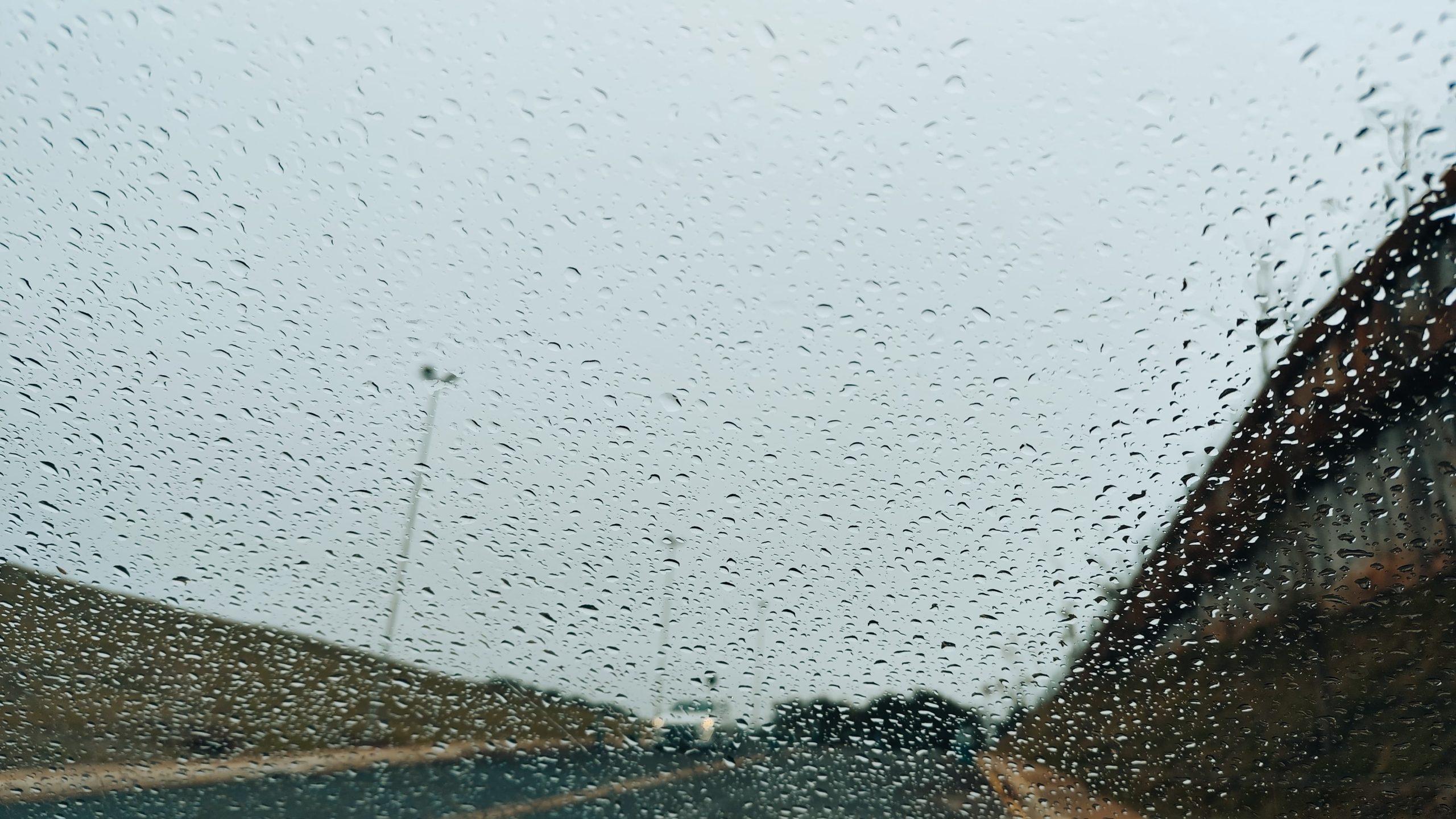 Se pingos de chuva fossem pingos de... que chuva gostosa seria em Cascavel
