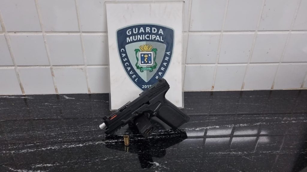 Denúncia leva Guarda a prender suspeito com simulacro em Cascavel