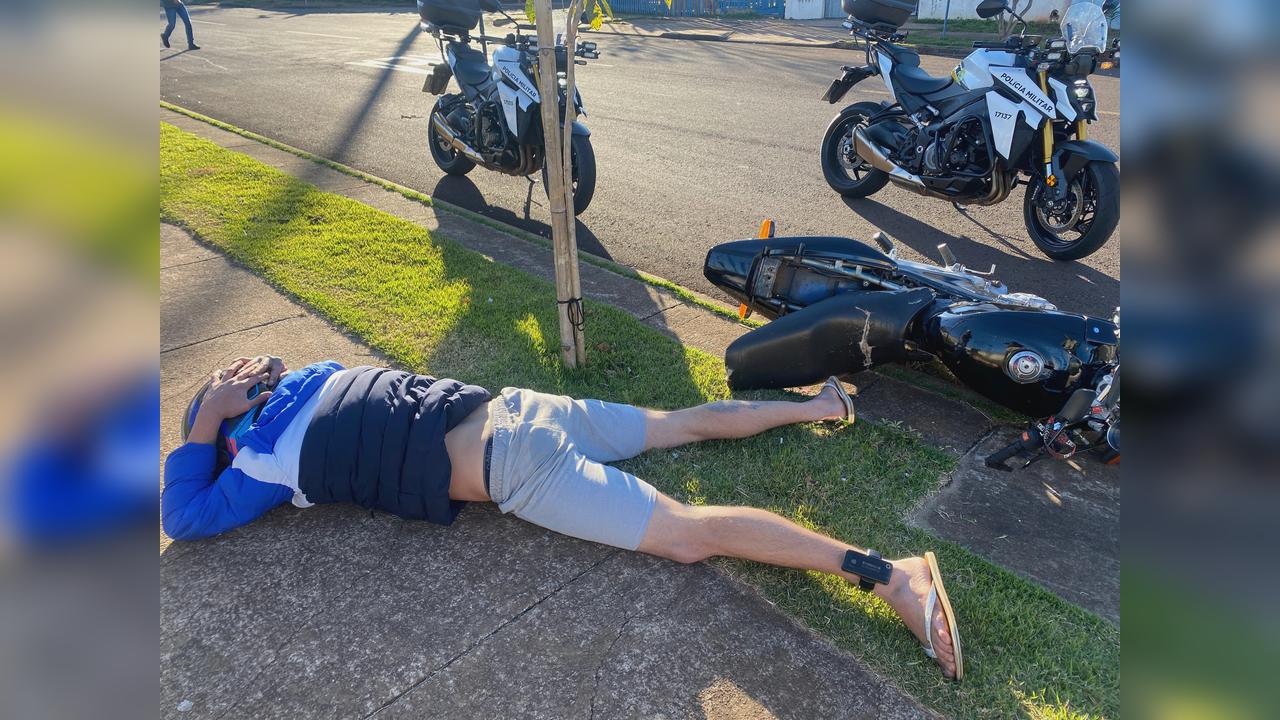 Fuga alucinada: moto barulhenta e sem documento termina no pátio do Detran