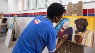 Artes e acolhimento: escola mostra modelo de ensino integral na Bahia