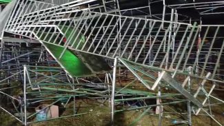 Desabamento de arquibancada em show no interior de SP deixa 60 feridos