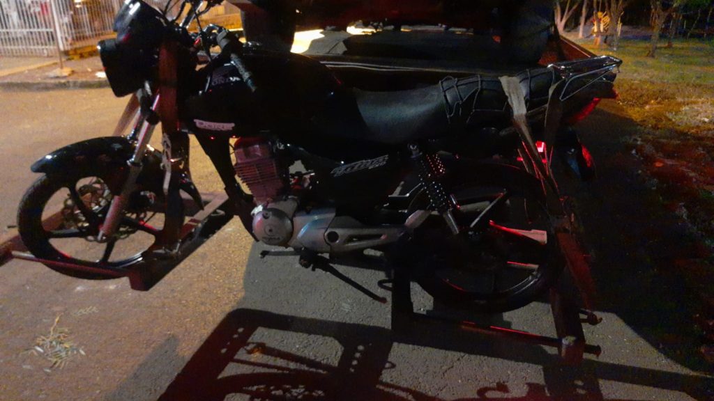 Fuga alucinada: moto com R$ 10 mil em multas é apreendida em Cascavel