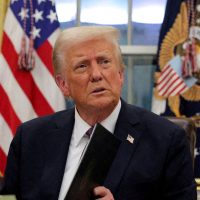 Trump anuncia acordo comercial com Indonésia, membro pleno do Brics Imagem referente a Trump anuncia acordo comercial com Indonésia, membro pleno do Brics